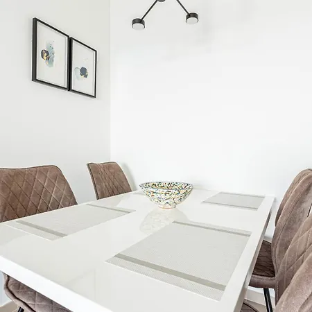 Intempo By Holuxe - 205 - 20th Floor Apartment